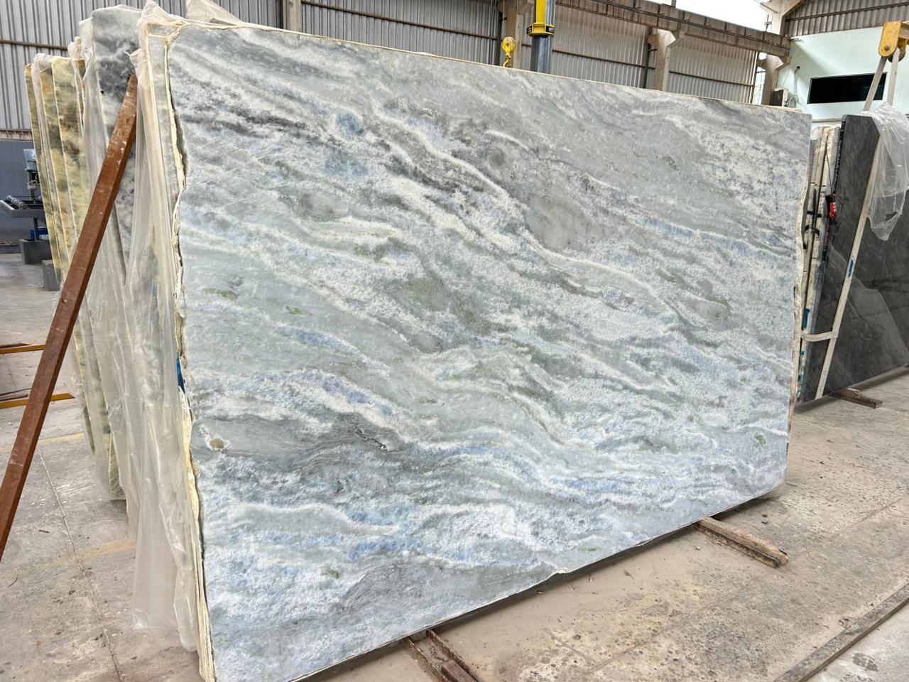 Cristalita Blue slab